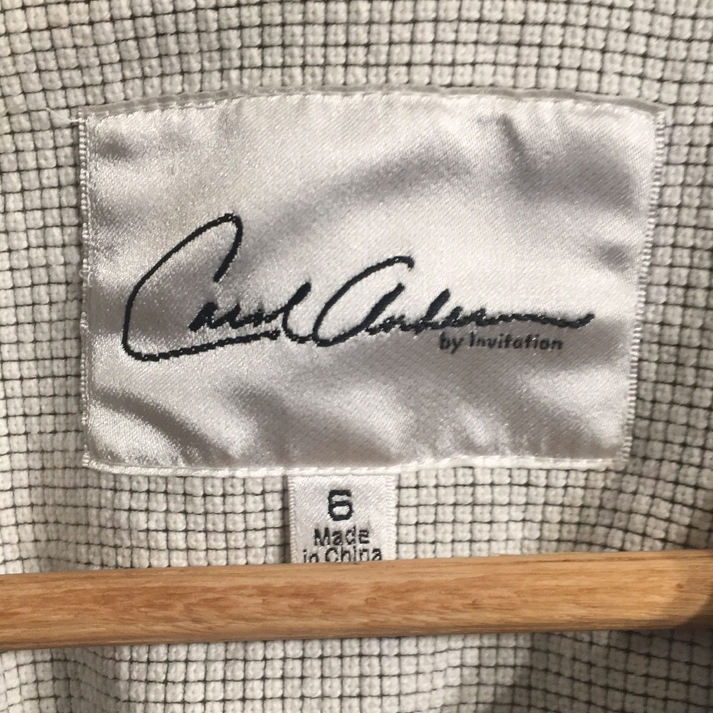Convertible Jacket - Picture 2 of 10